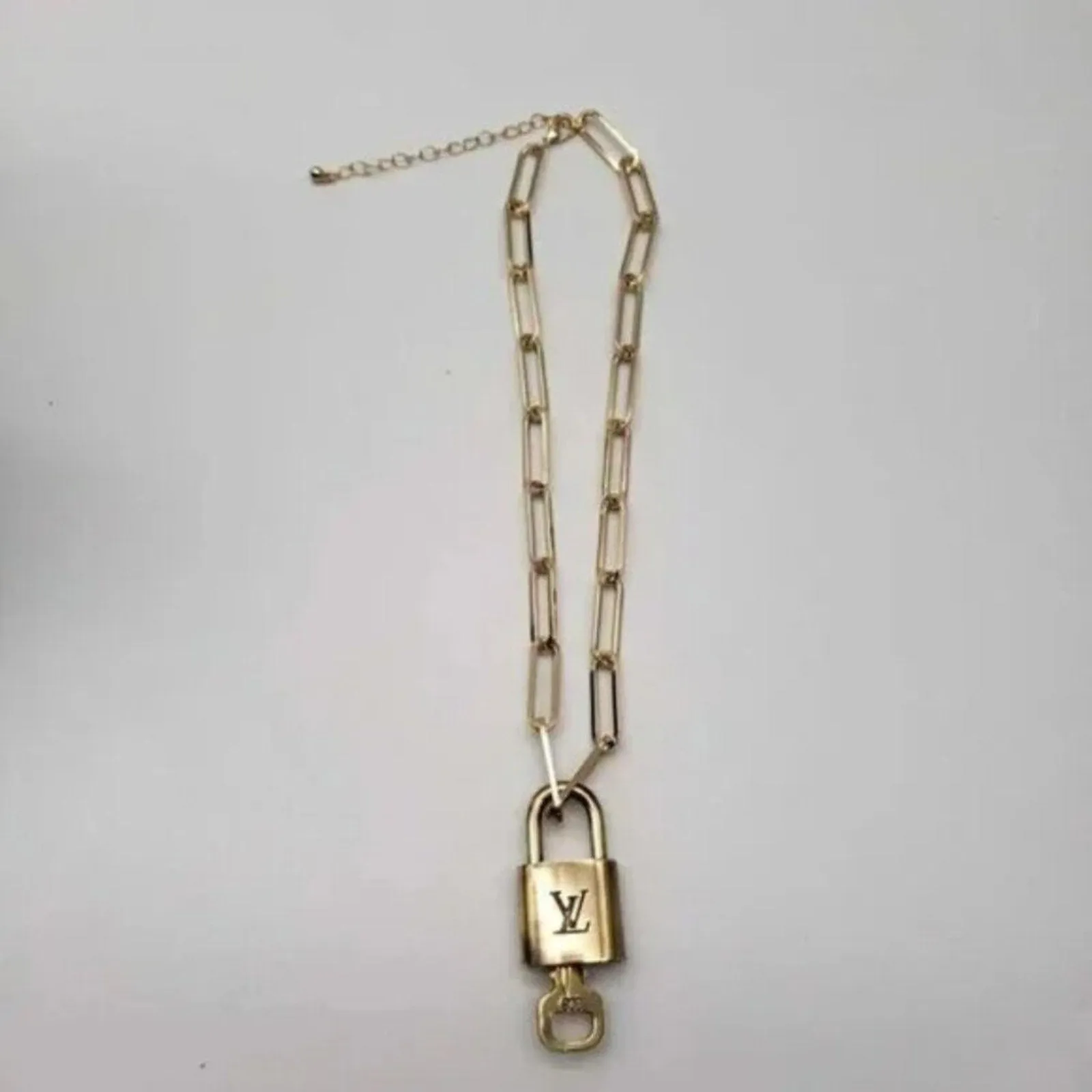 100%  Louis Vuitton Lock & Key with Unbranded Gold Plated Chain Necklace
