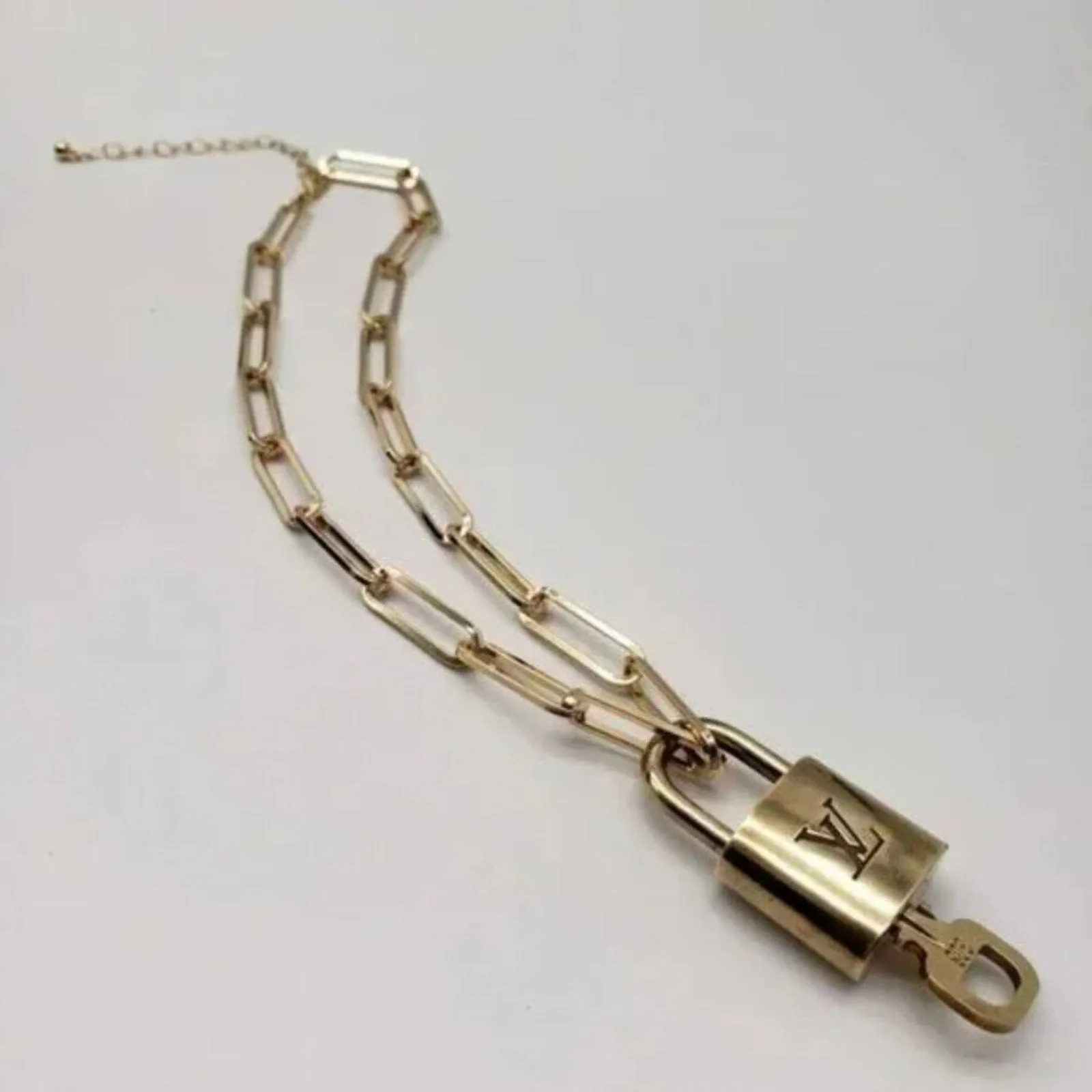 100%  Louis Vuitton Lock & Key with Unbranded Gold Plated Chain Necklace