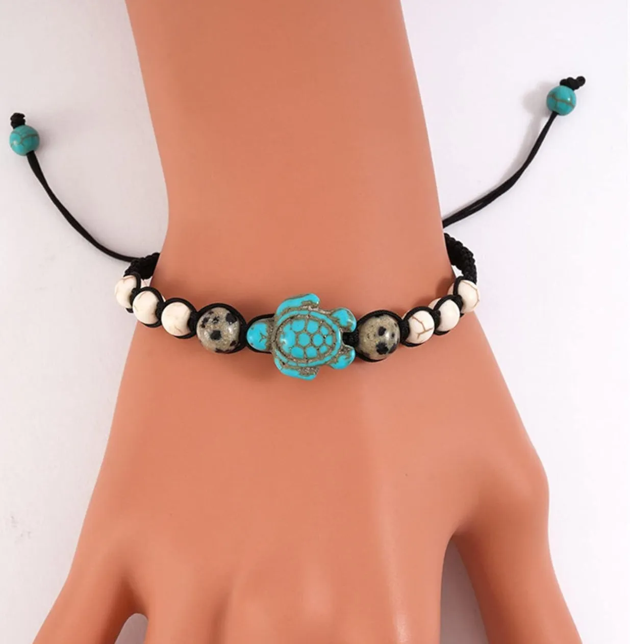 2Pcs Sea Turtle Natural Stone Beaded Bracelet Set Lava Stone Turquoise Stretchy Elastic Bracelet for Women Men Boy Girl Summer Beach Bracelet Meditation Beaded Bracelet Animal Jewelry Gift