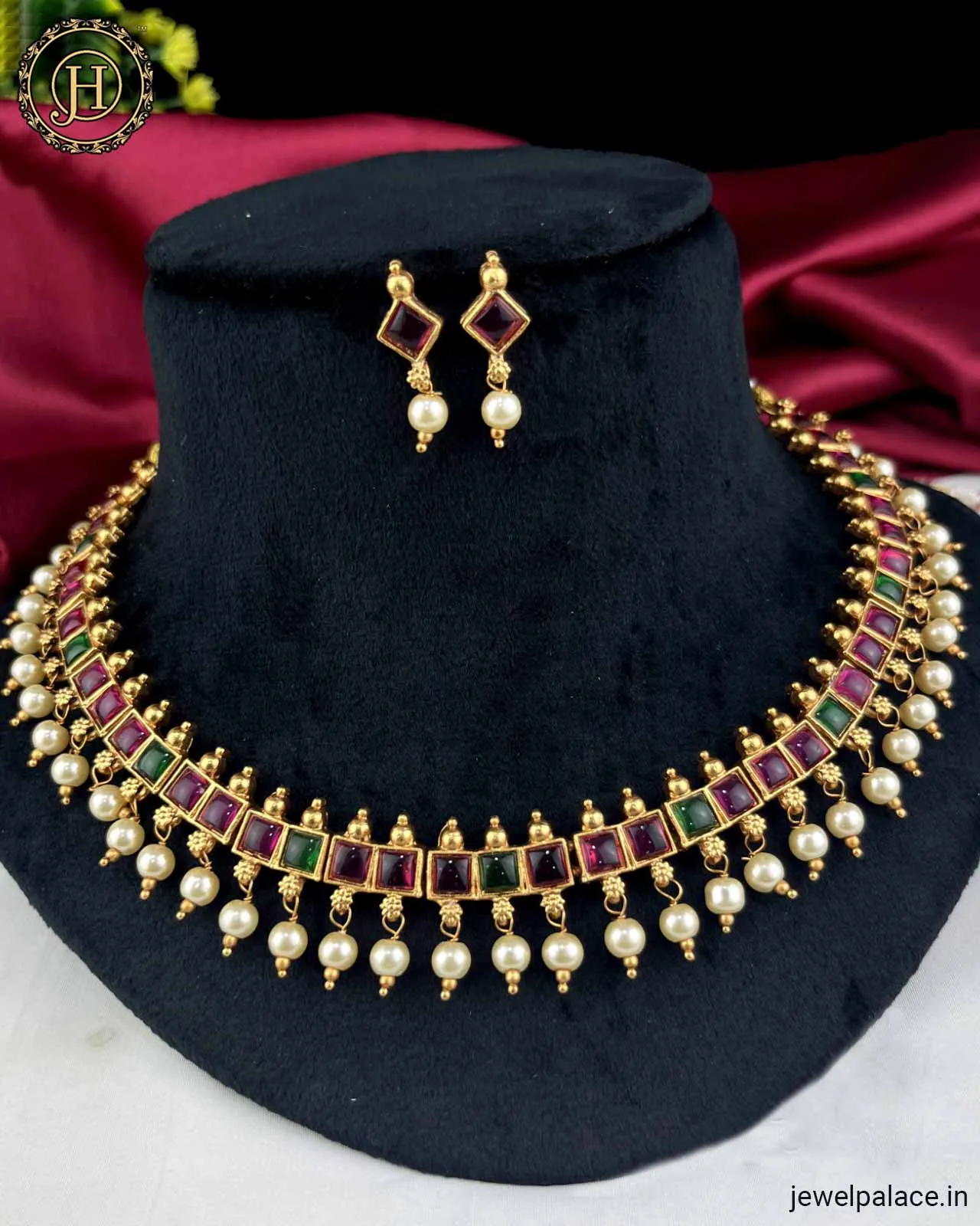 Beautiful Gold Finish Necklace JH3584