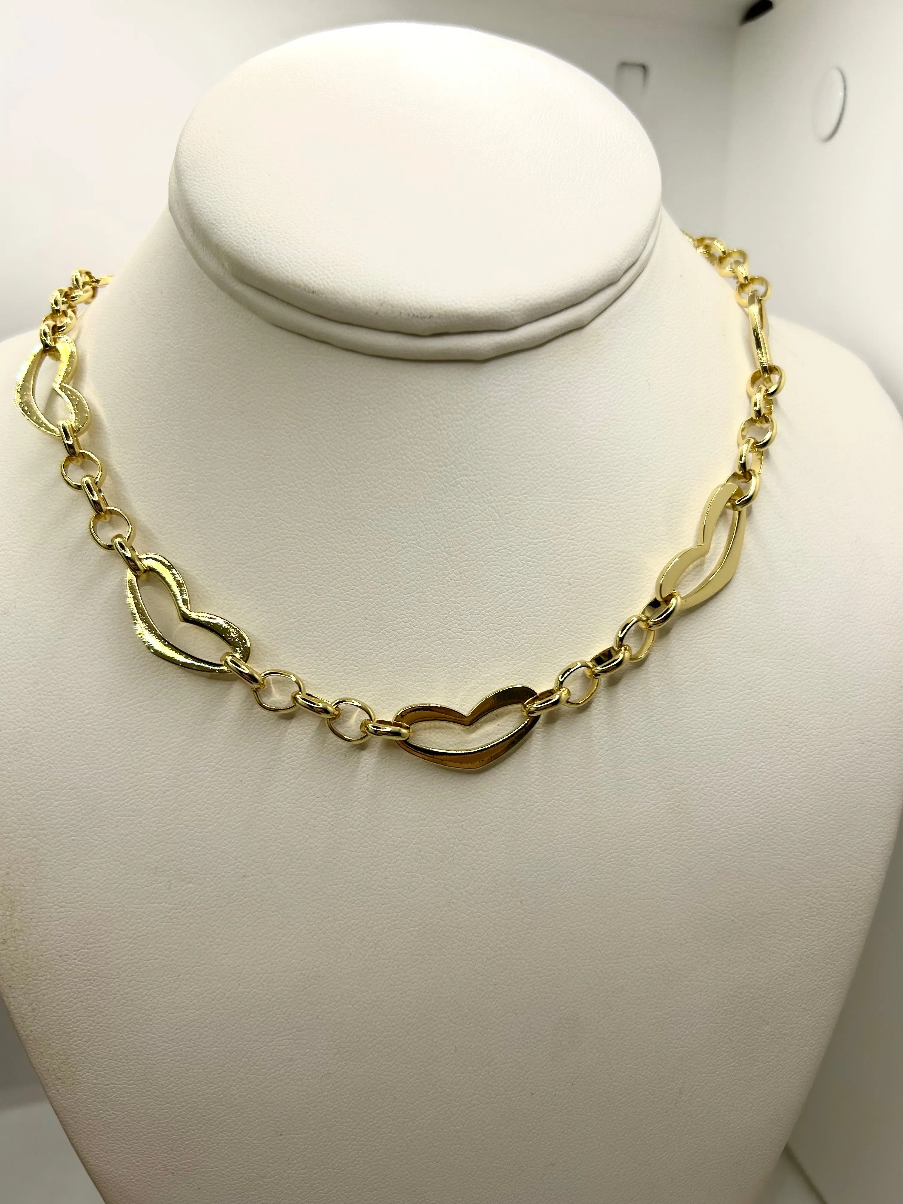 Chunky heart chain