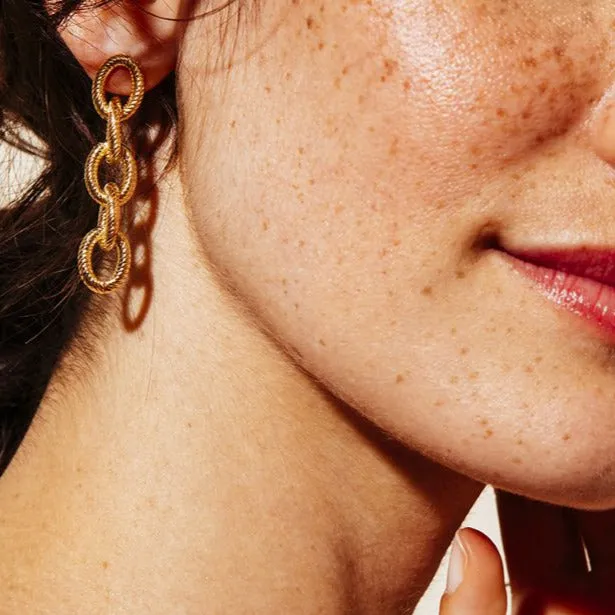 Compagnon Earrings