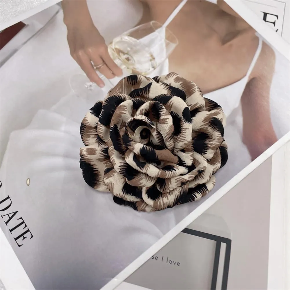 Dainty Leopard Rose Flower Brooch Lapel Pins for Women Elegant Handmade Flower Pins Wedding Party Dance Clothes Accessories Jewelry Gifts 100mm