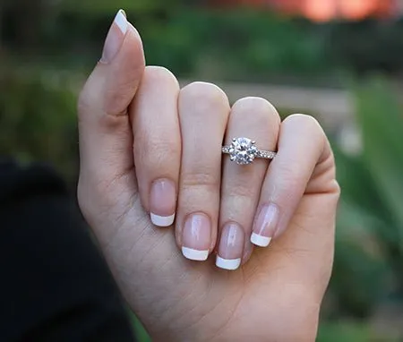 Daphne - Round Moissanite Engagement Ring