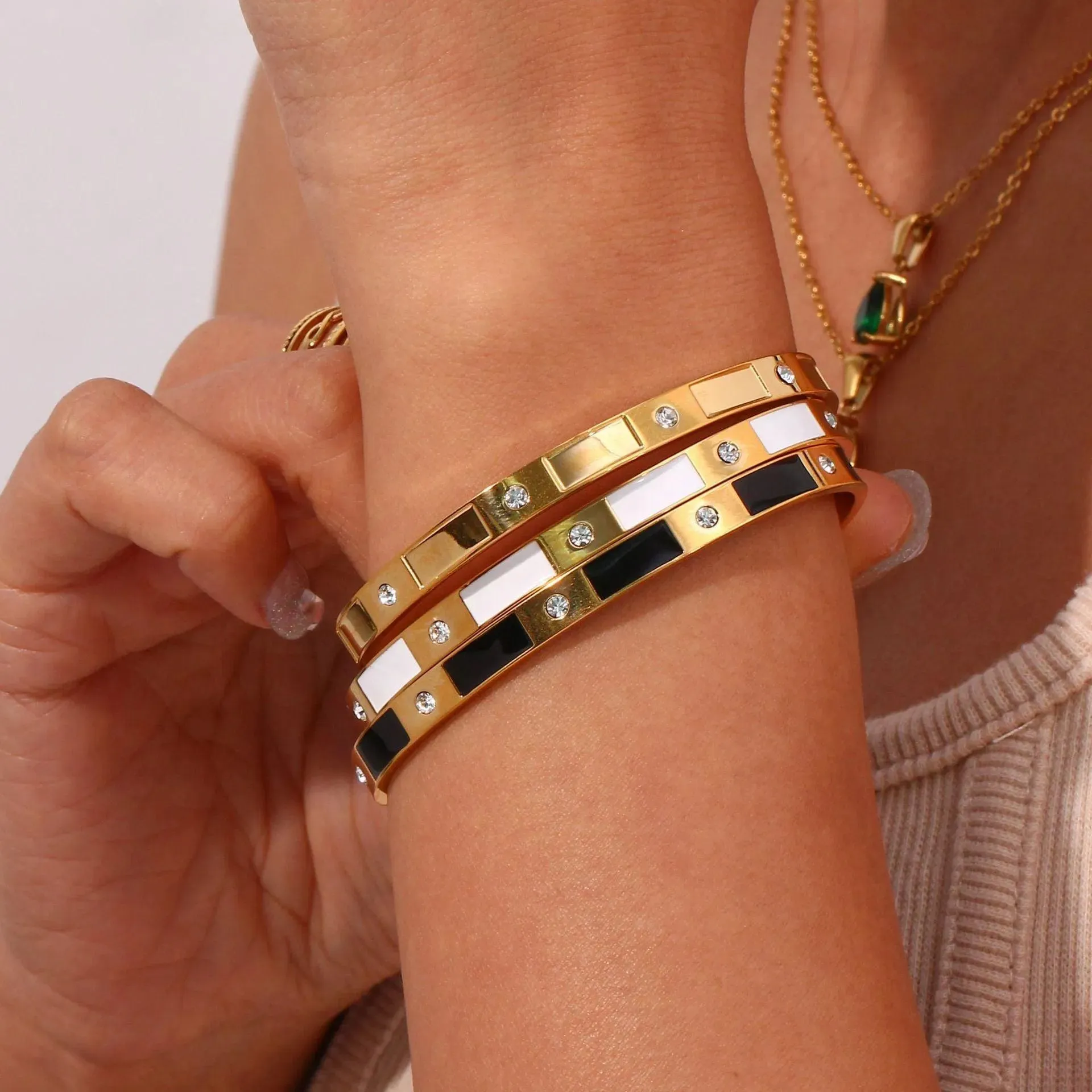 Elegant Geometric Bangle Bracelets with Sparkling Cubic Zirconia – Bold Fashion for Women