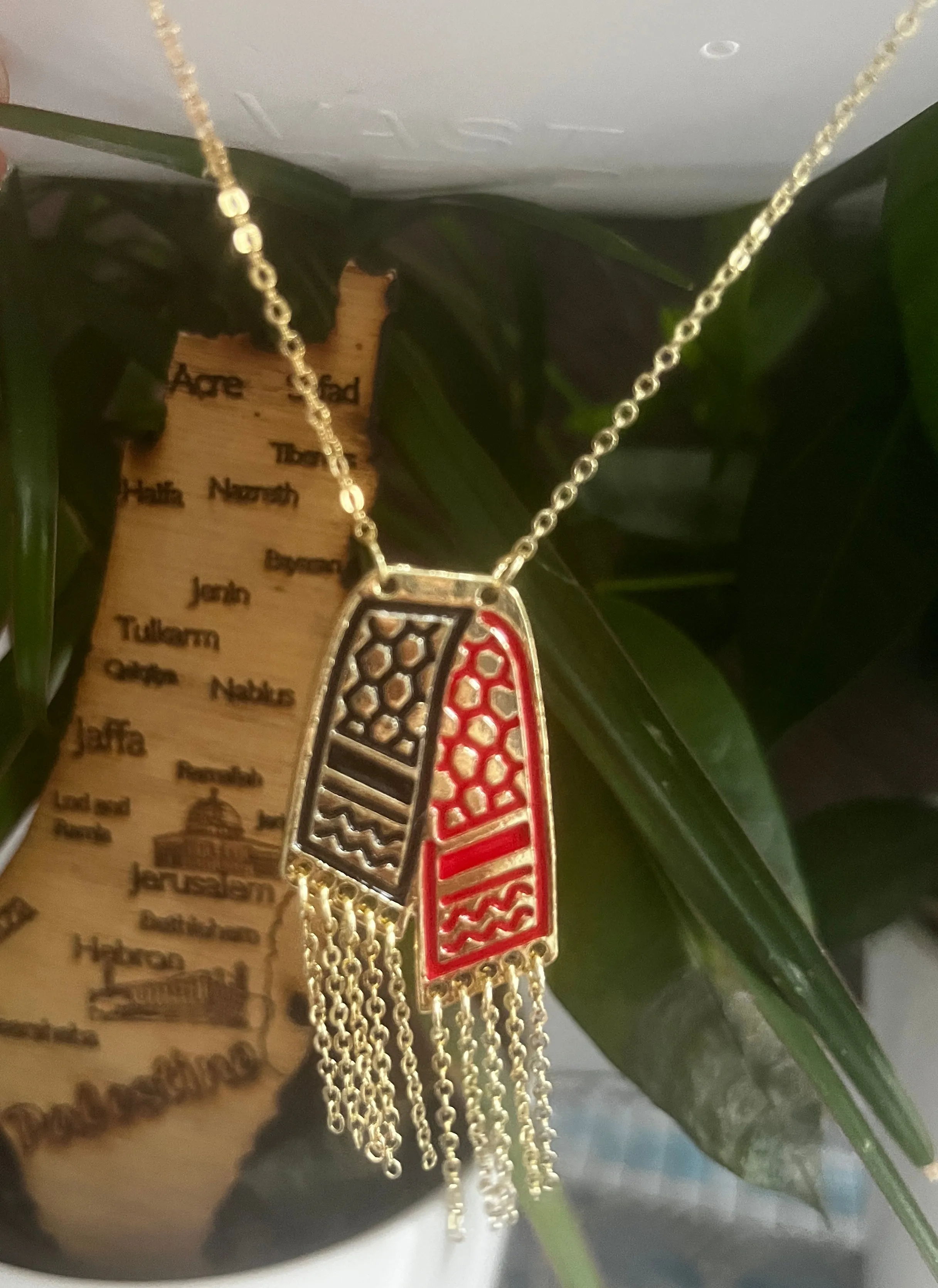 Keffiyeh scarf pendants