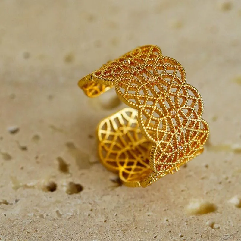 Lace Pattern Diamond Open Ring