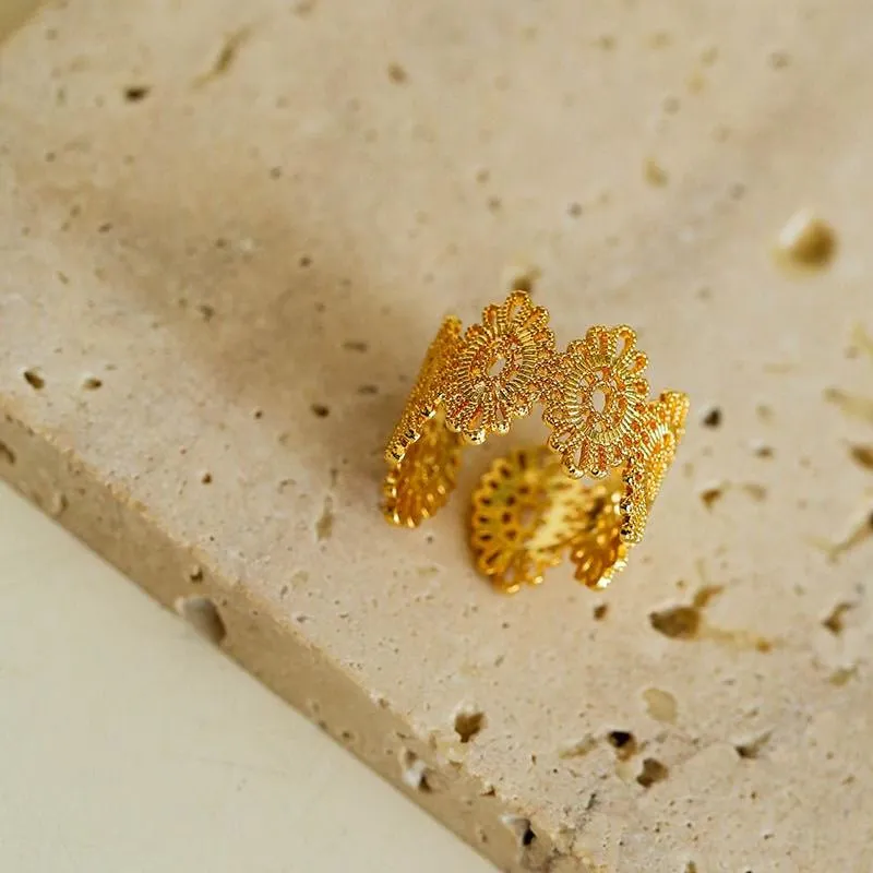 Lace Pattern Diamond Open Ring