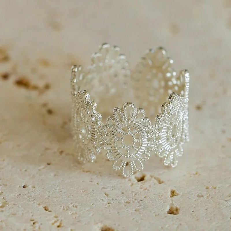 Lace Pattern Diamond Open Ring