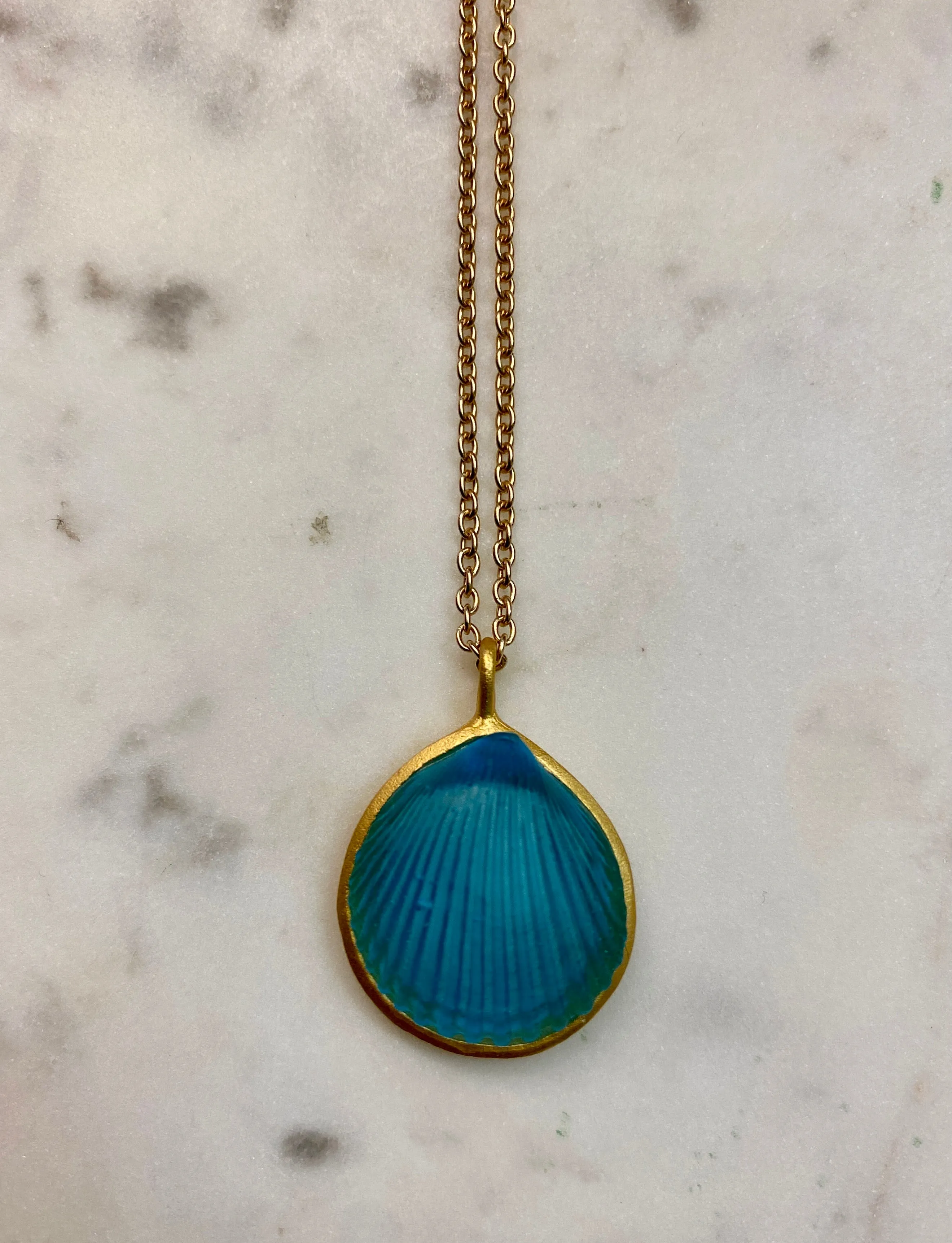 Seashell Pendant Necklace