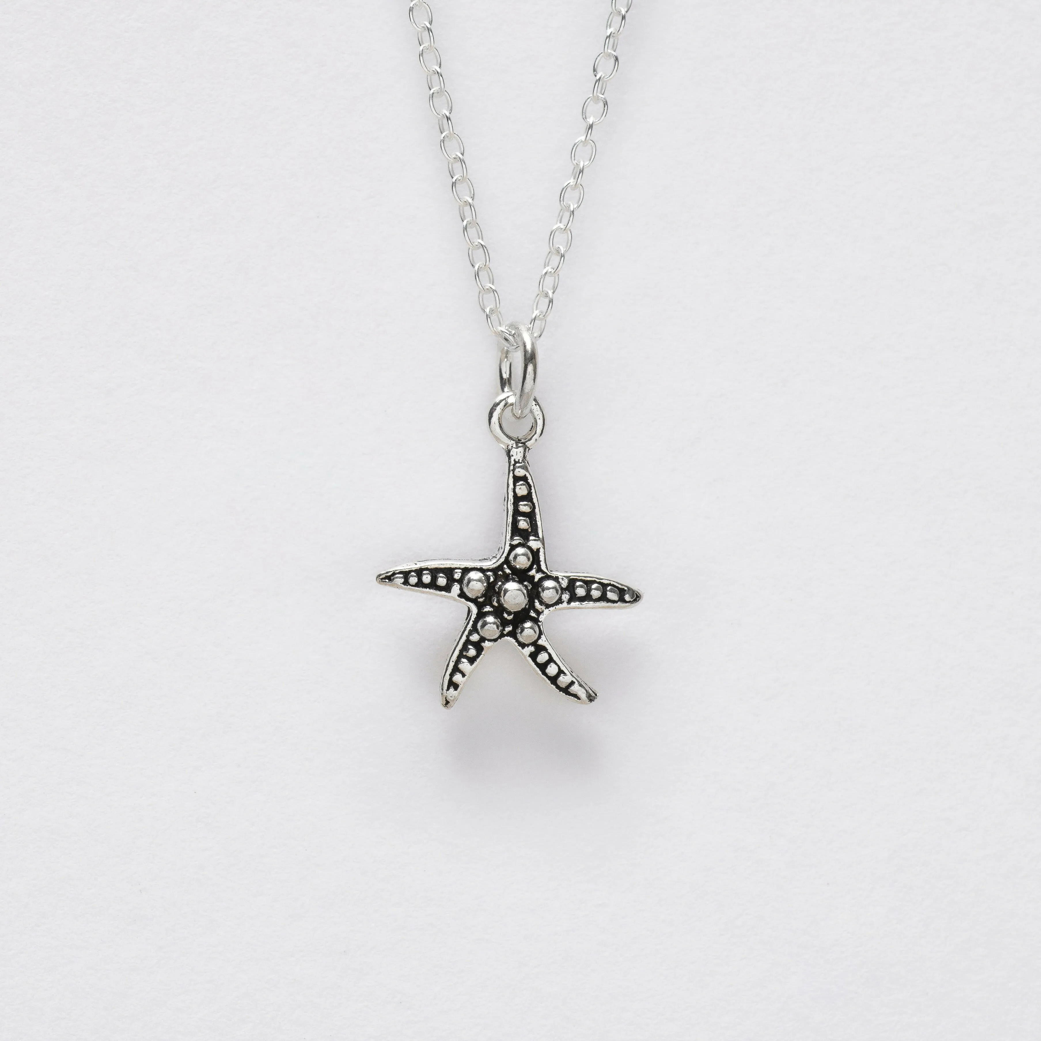 Stunning Sterling Silver Starfish Pendant Necklace - Perfect for Sea Lovers