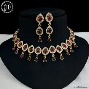 Trending Gold Plated Antique Necklace With Matching Earrings JH1538