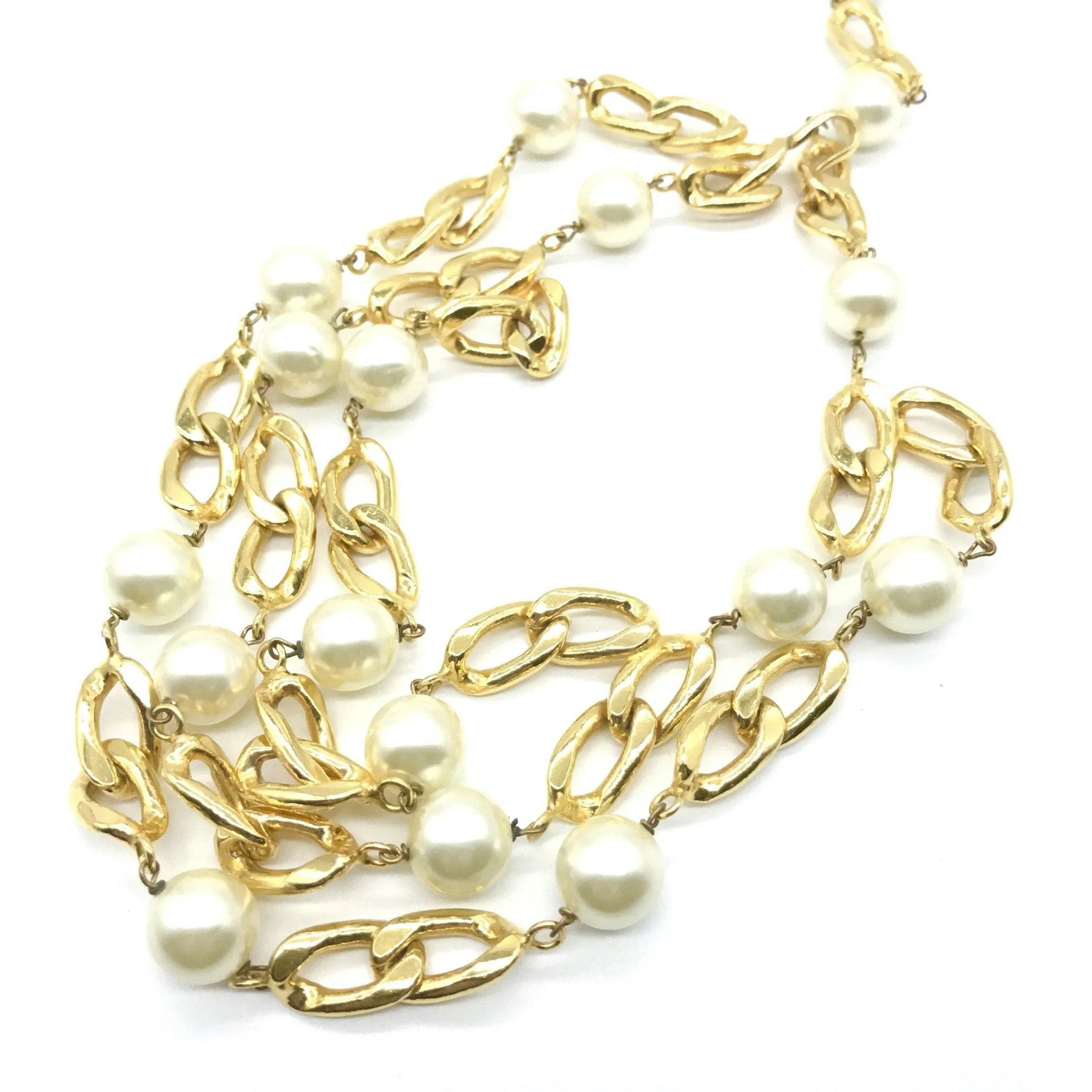 Vintage Chanel Pearl Necklace/Belt with Pearl Tassel