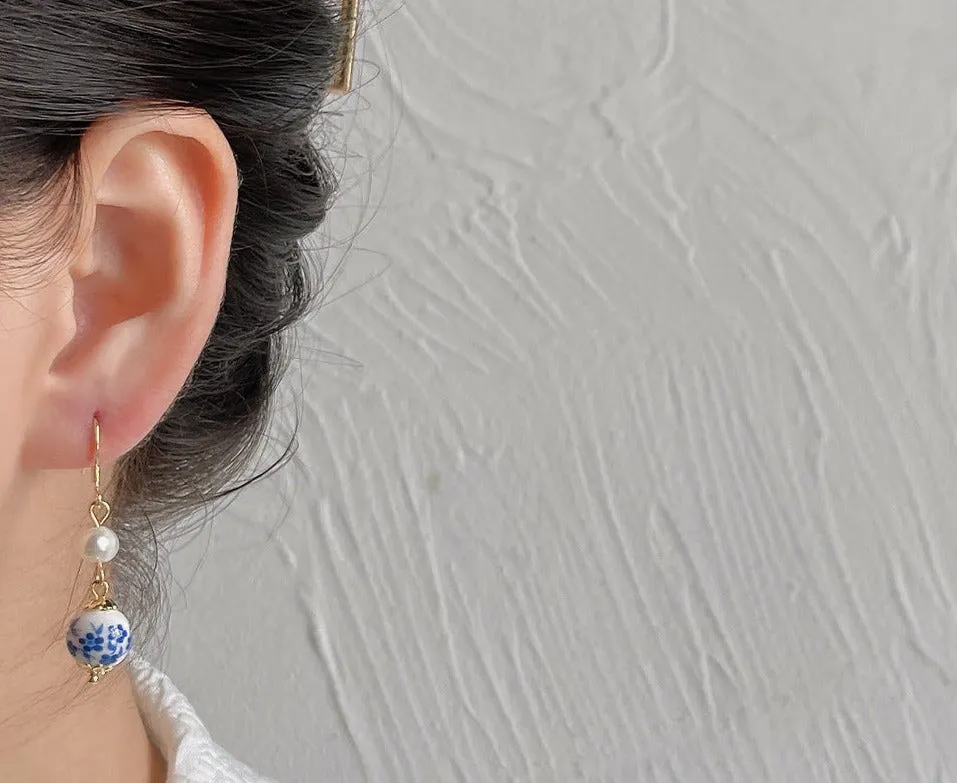 Vintage-Inspired Porcelain and Pearl Drop Earrings jlt11777